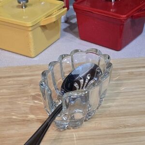 Princess House Scalloped Edge Clear Glass Spoon Utensil Holder‎